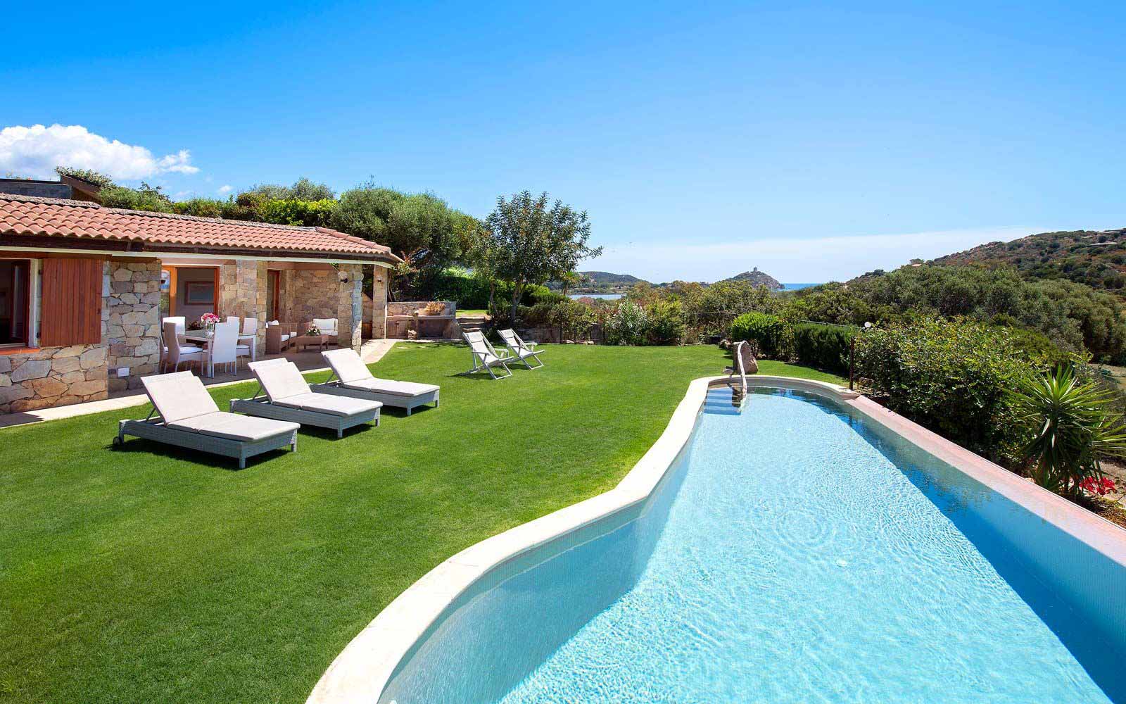Chia Laguna Villas, Sardinia Family Beach Holidays