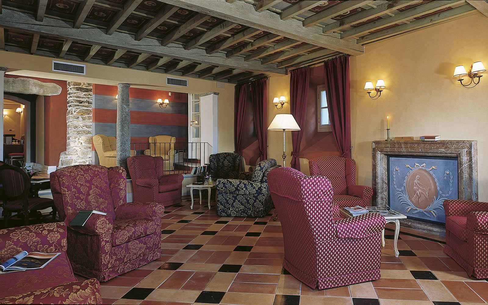 Reading lounge
