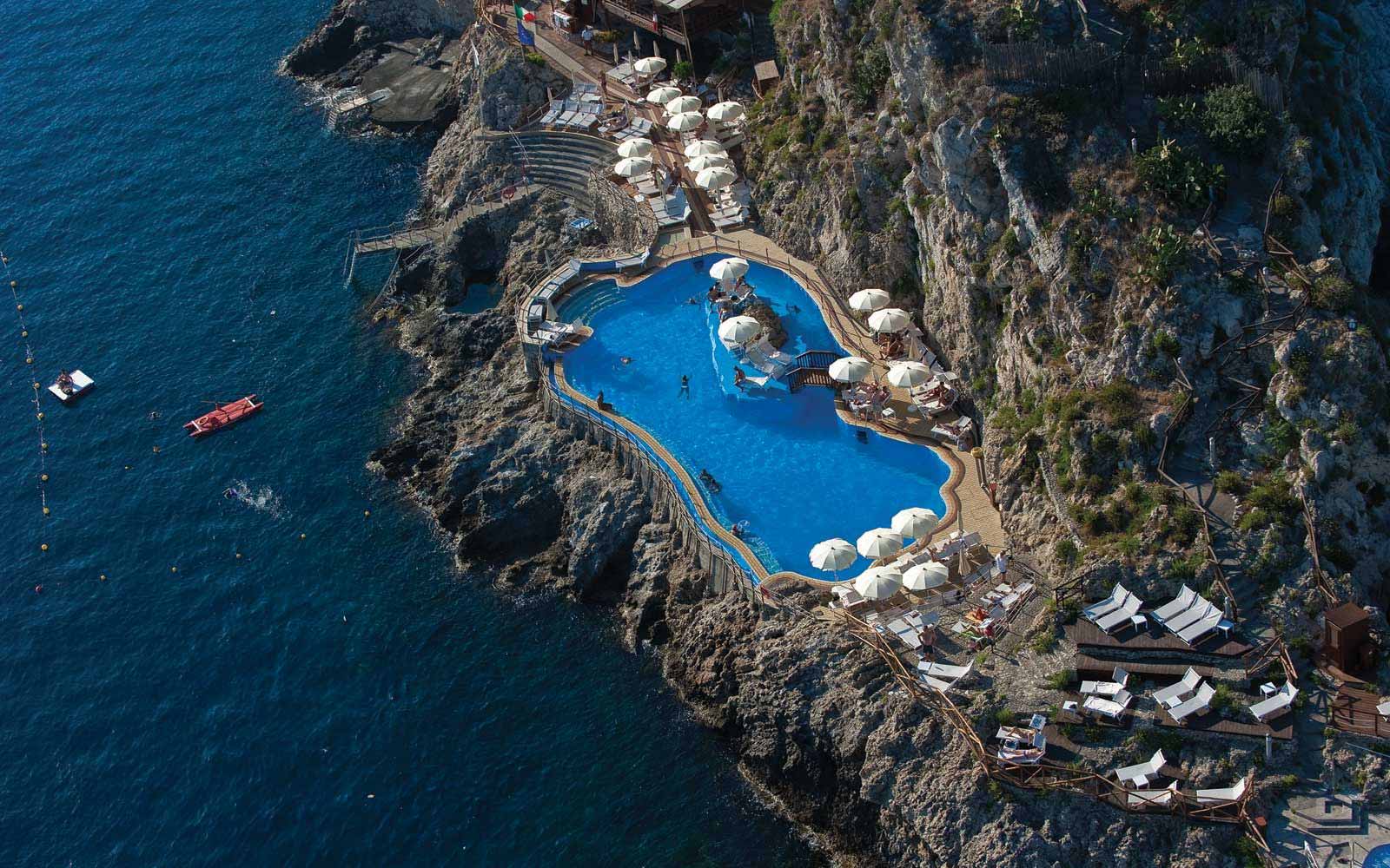 UNA Hotels Capotaormina Taormina Sicily 4 Holidays