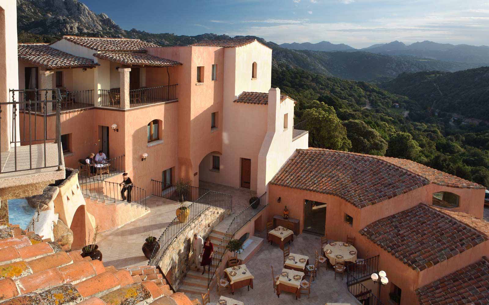 Hotel Arathena