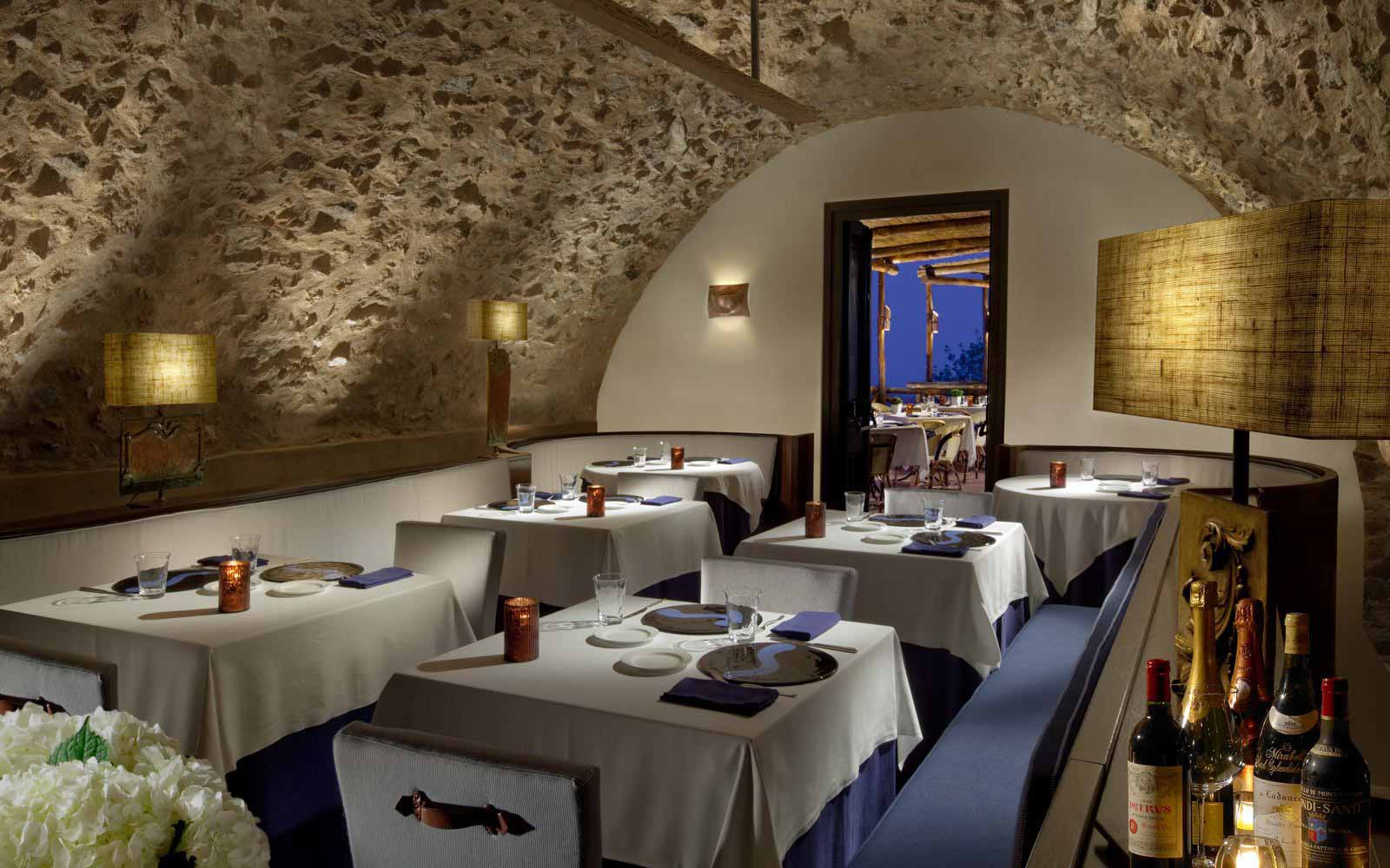 Restaurant at Monastero Santa Rosa