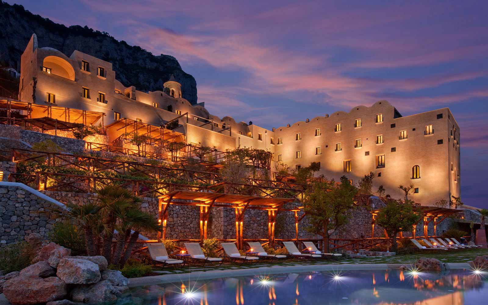 Monastero Santa Rosa at night