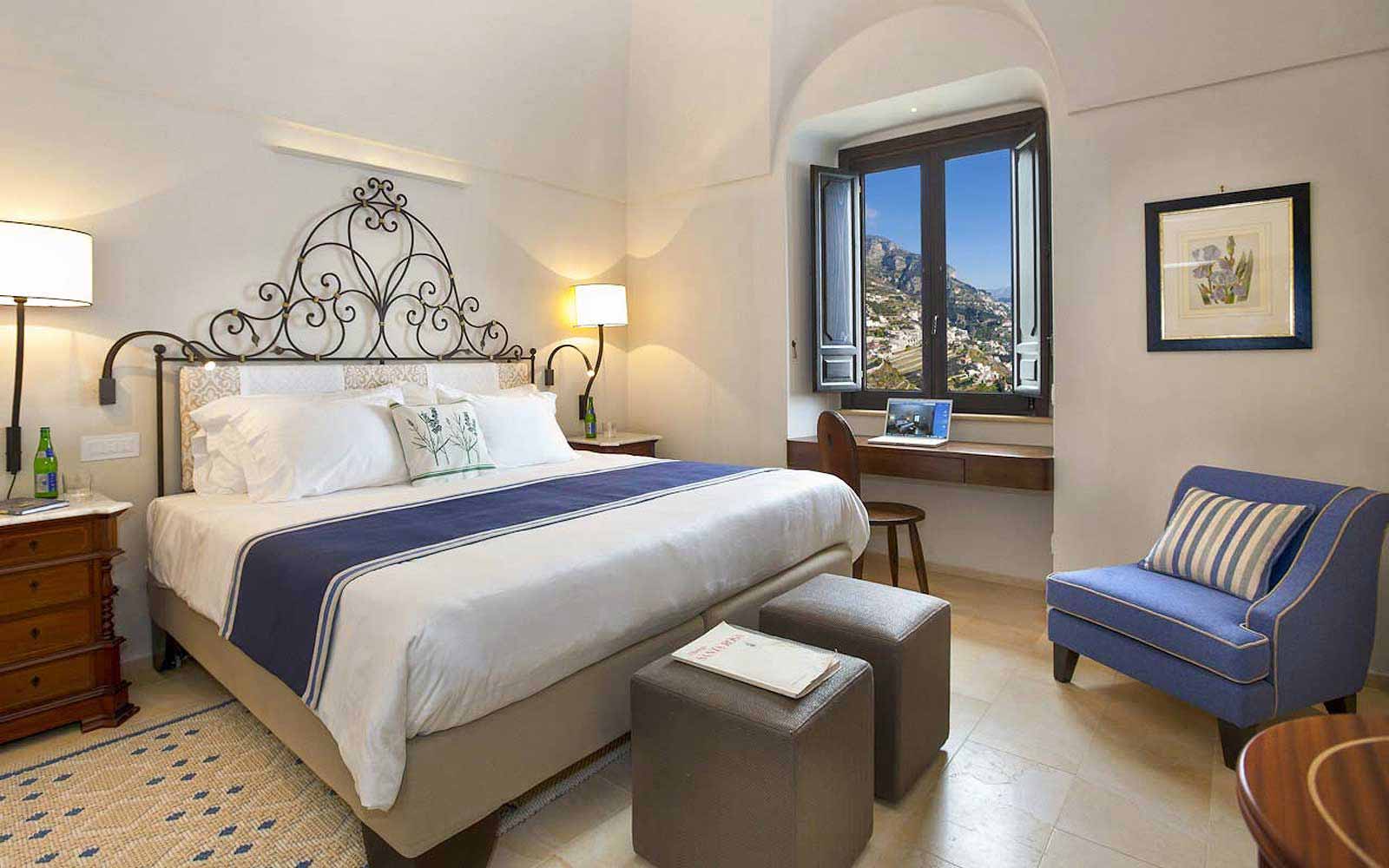 Superior room at Monastero Santa Rosa