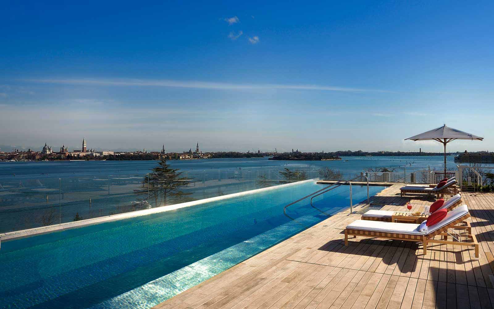 Rooftop pool at JW Marriott Venice Resort & Spa