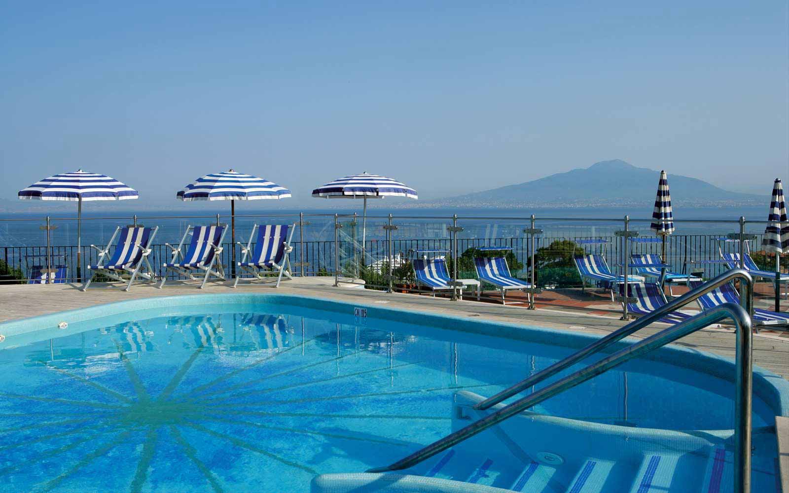 Rooftop pool at Grand Hotel de la Ville