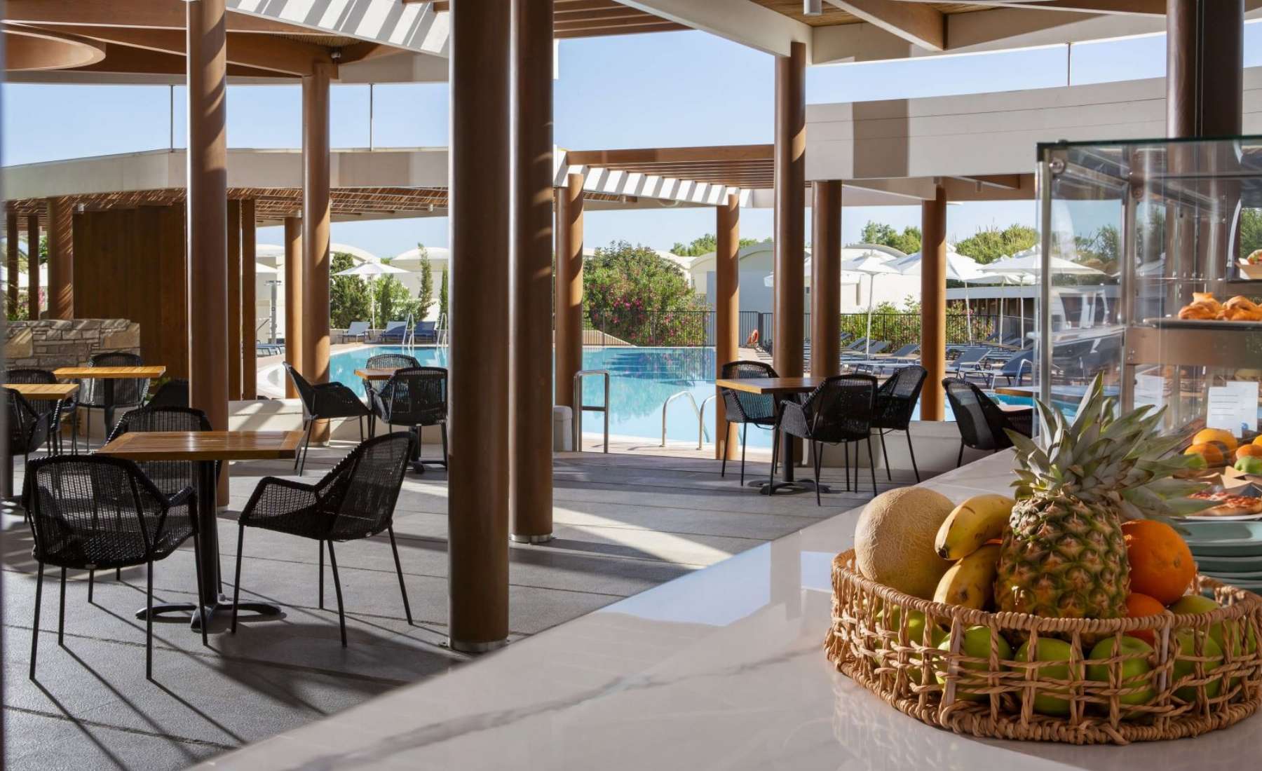 Agapi Beach Resort - Amara Pool Bar