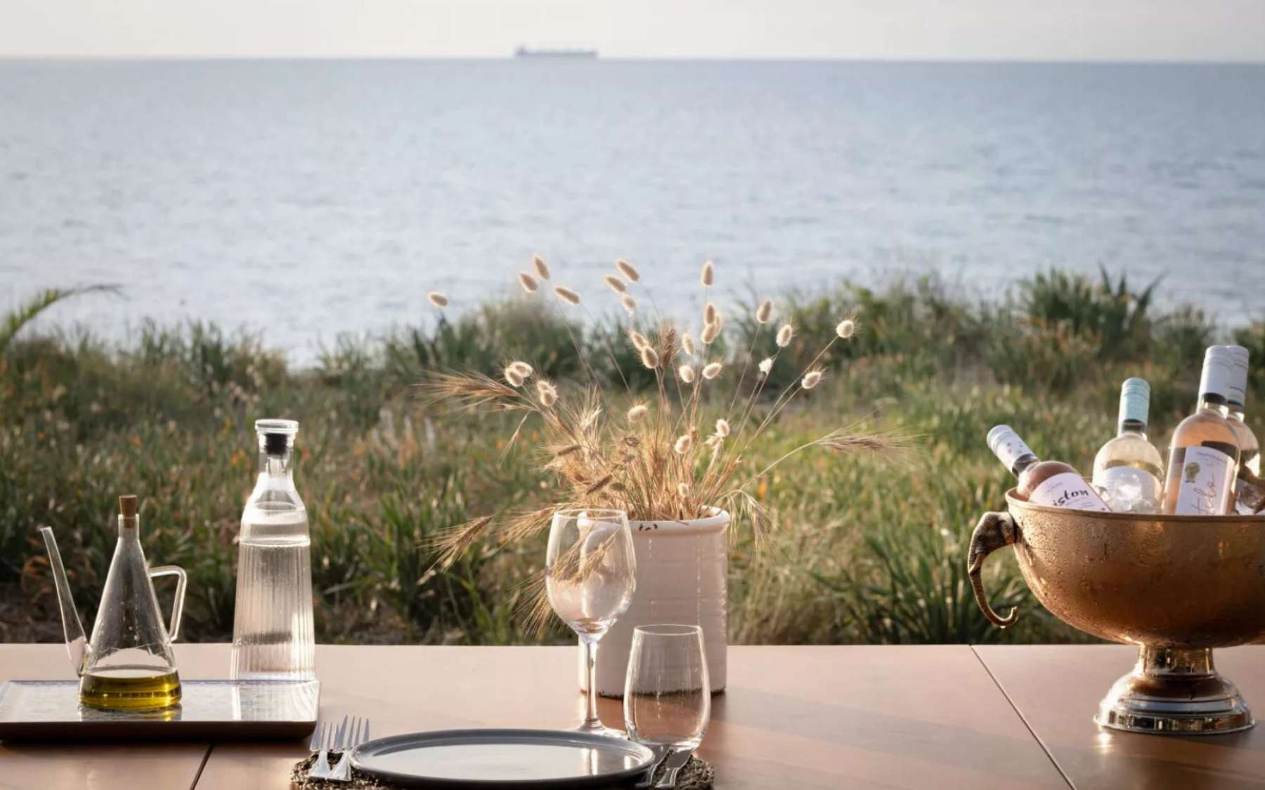 Dinning by the beach