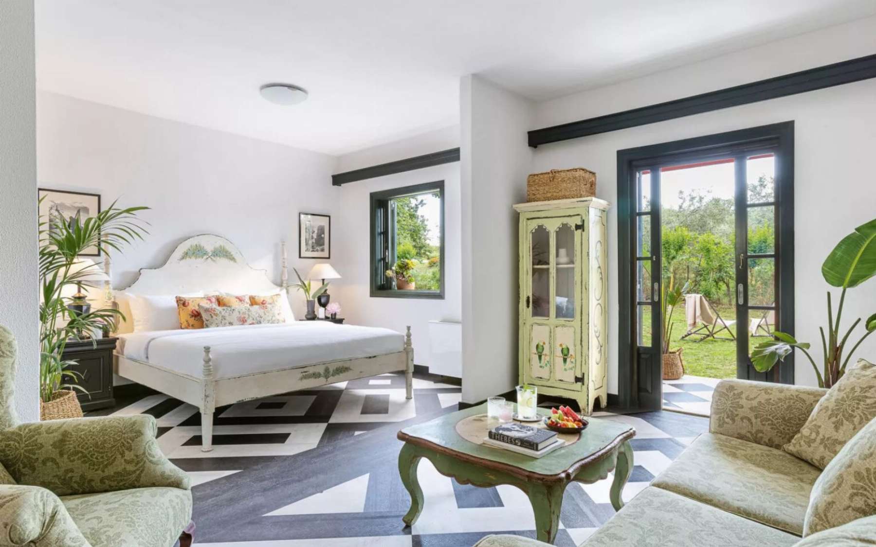 Family Suite At the Yucca residence
