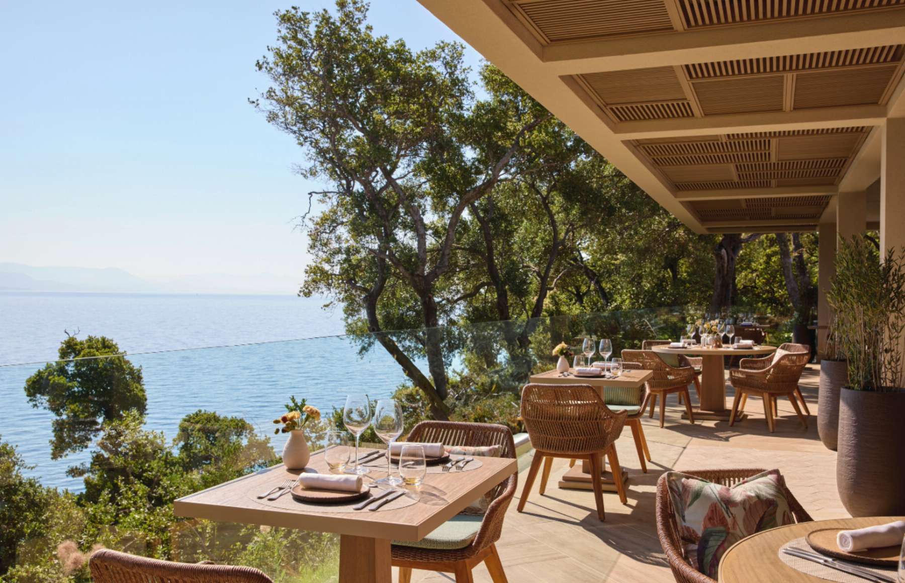 Ikos Odisia - Oliva Restaurant