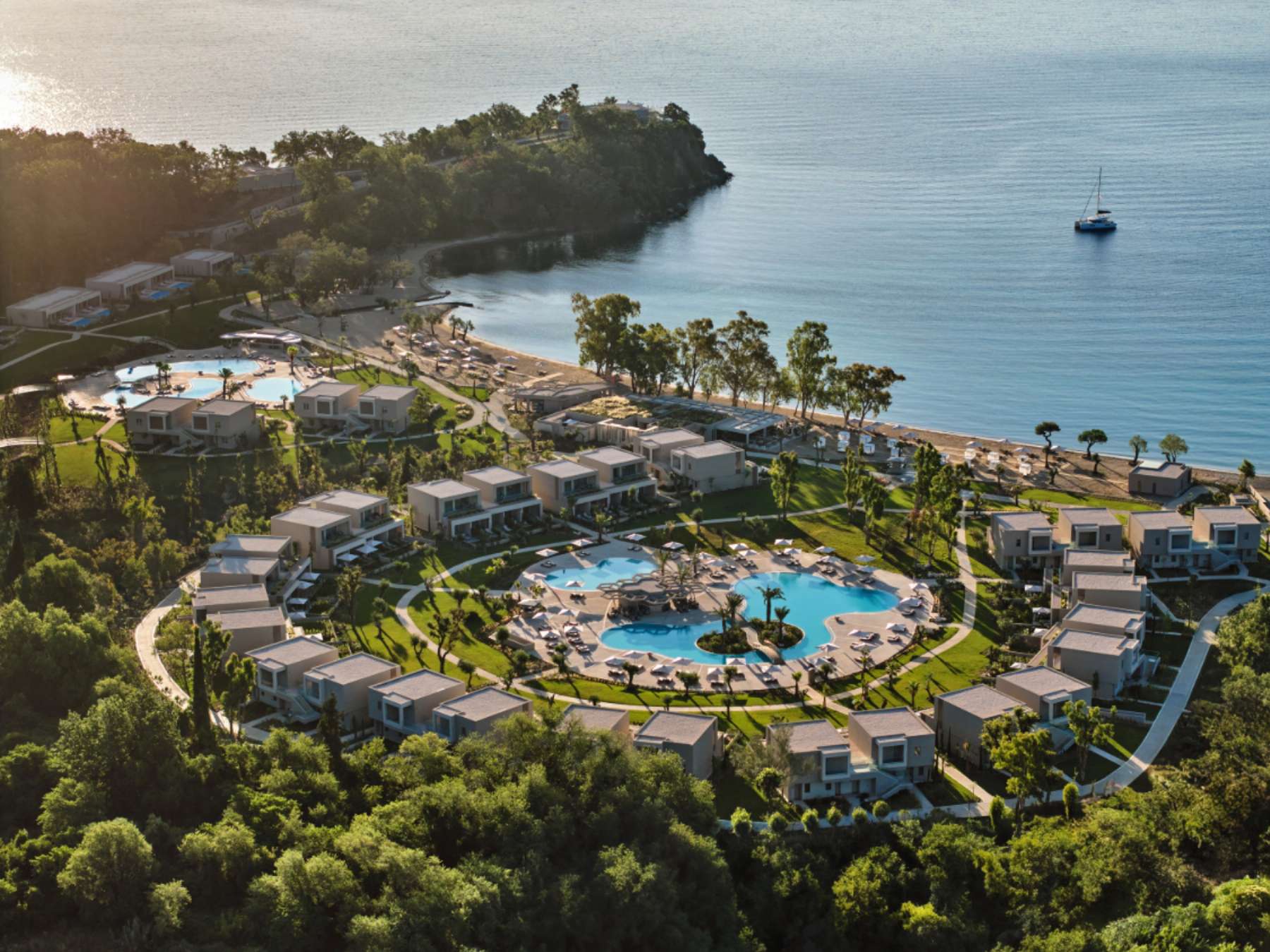 Ikos Odisia - Overview